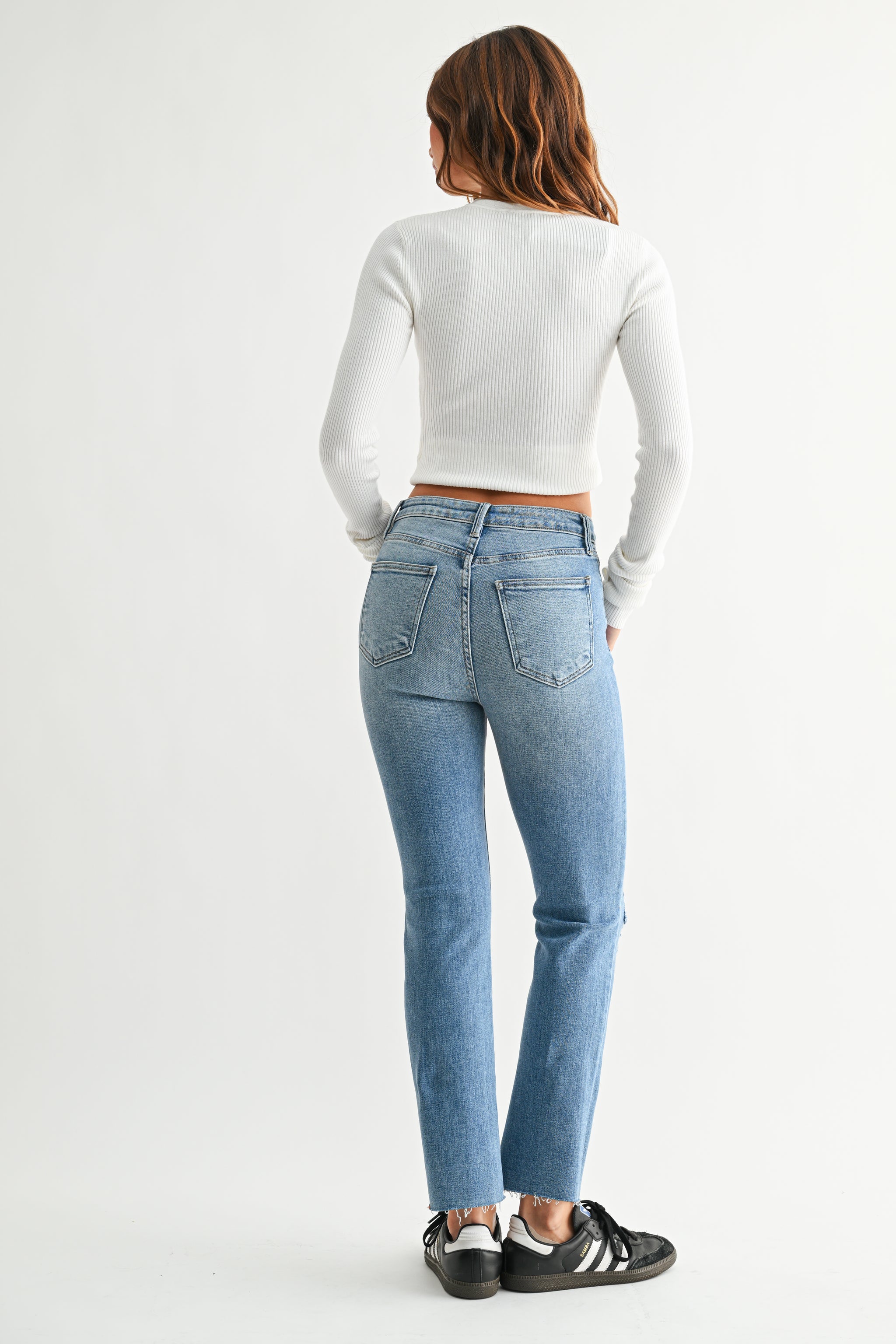 The Vintage Slim Straight – Just Black Denim