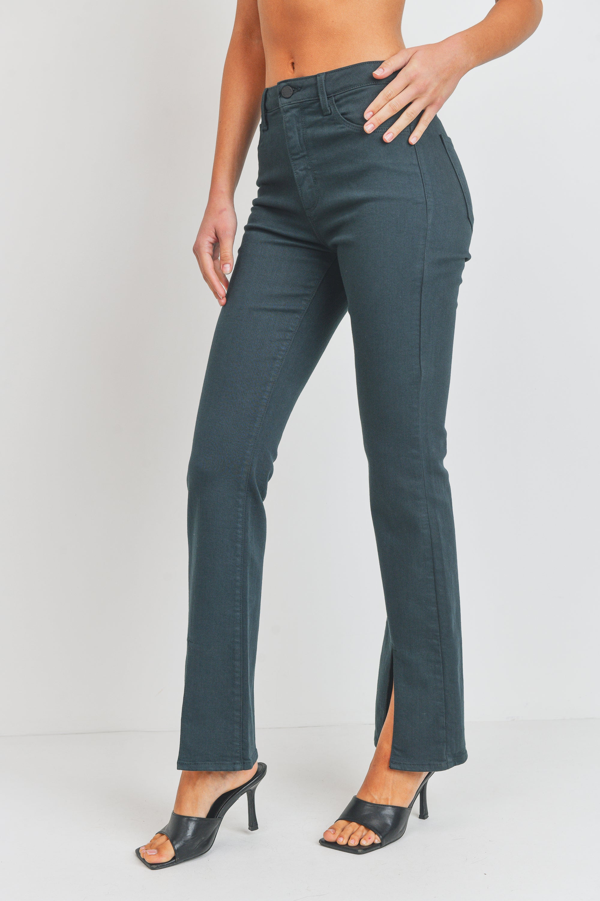 ROUNDABOUT FRONT SLIT FLARE PANTS