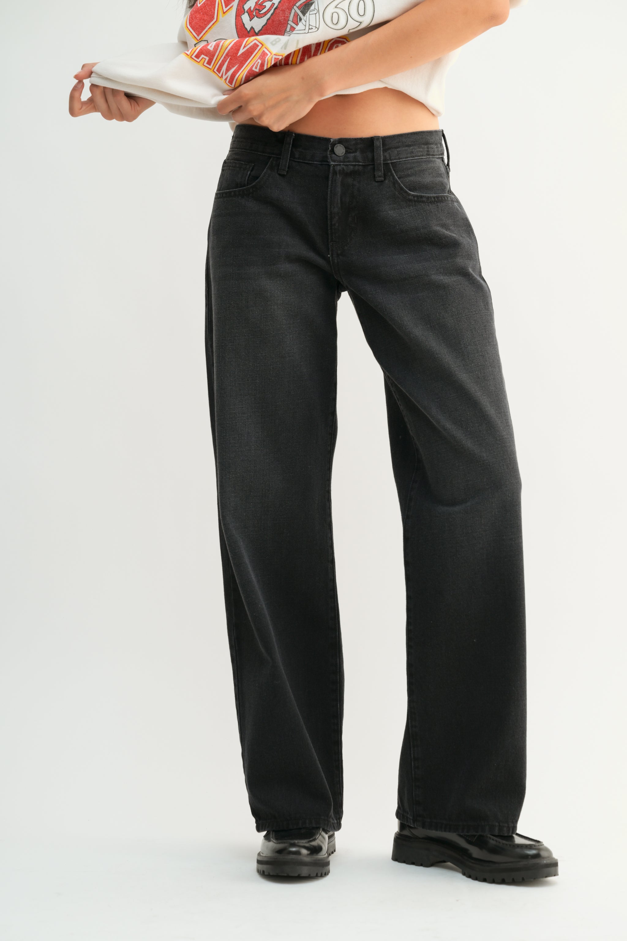The Low Rise Slouch Jean – Just Black Denim