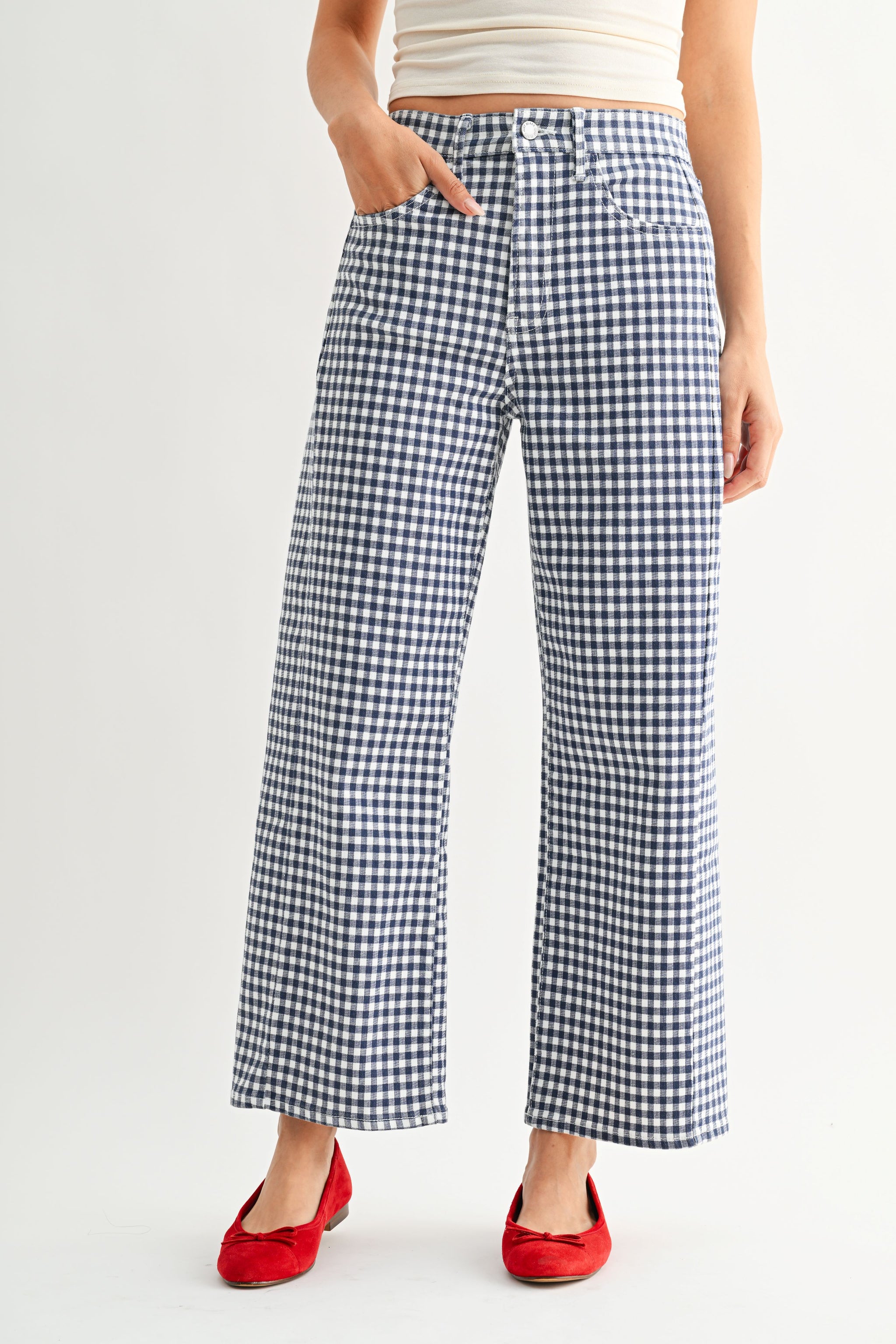 The Barrel Jean Twist – Just Black Denim