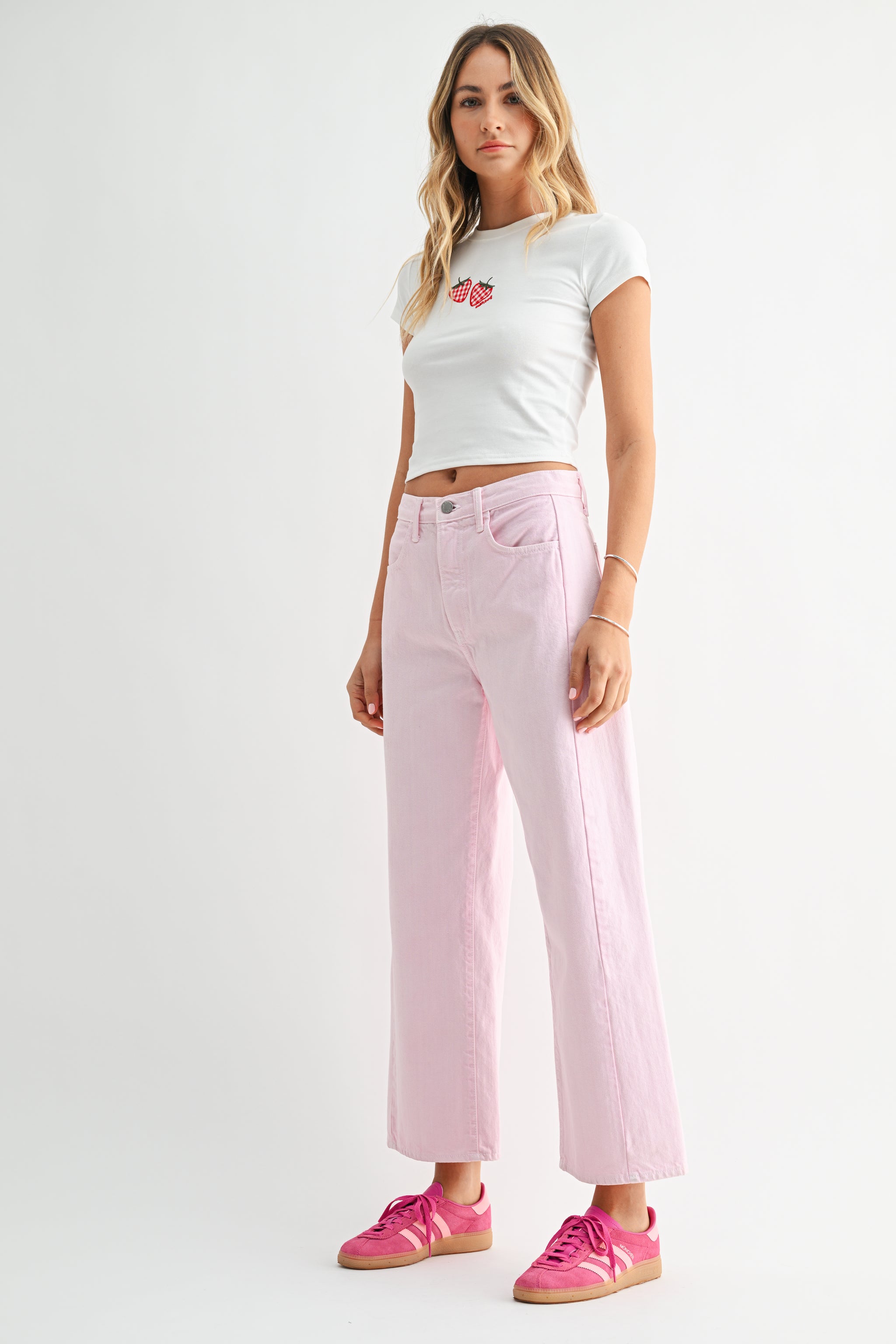 The Barrel Jean Twist – Just Black Denim