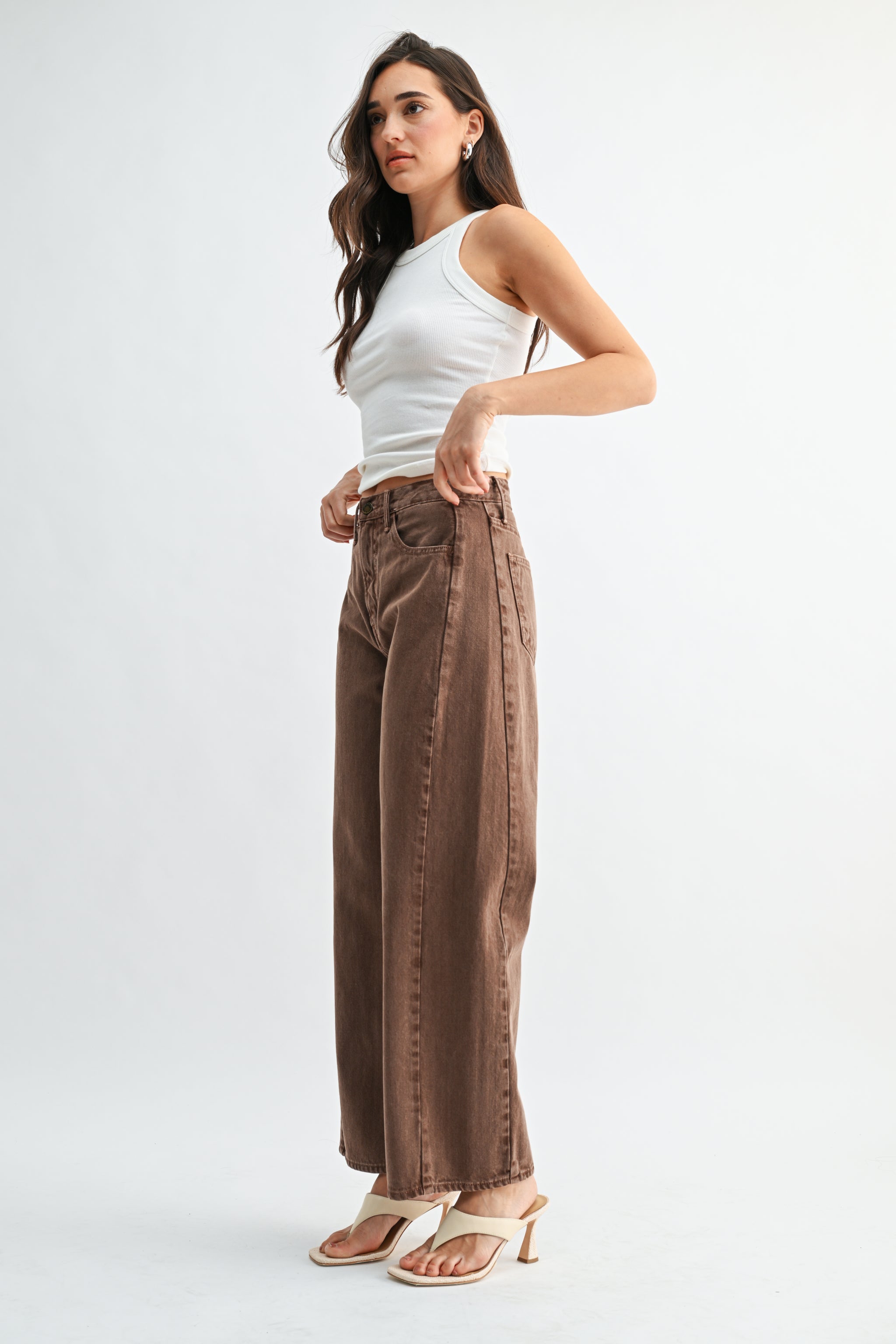 The Barrel Jean Twist – Just Black Denim