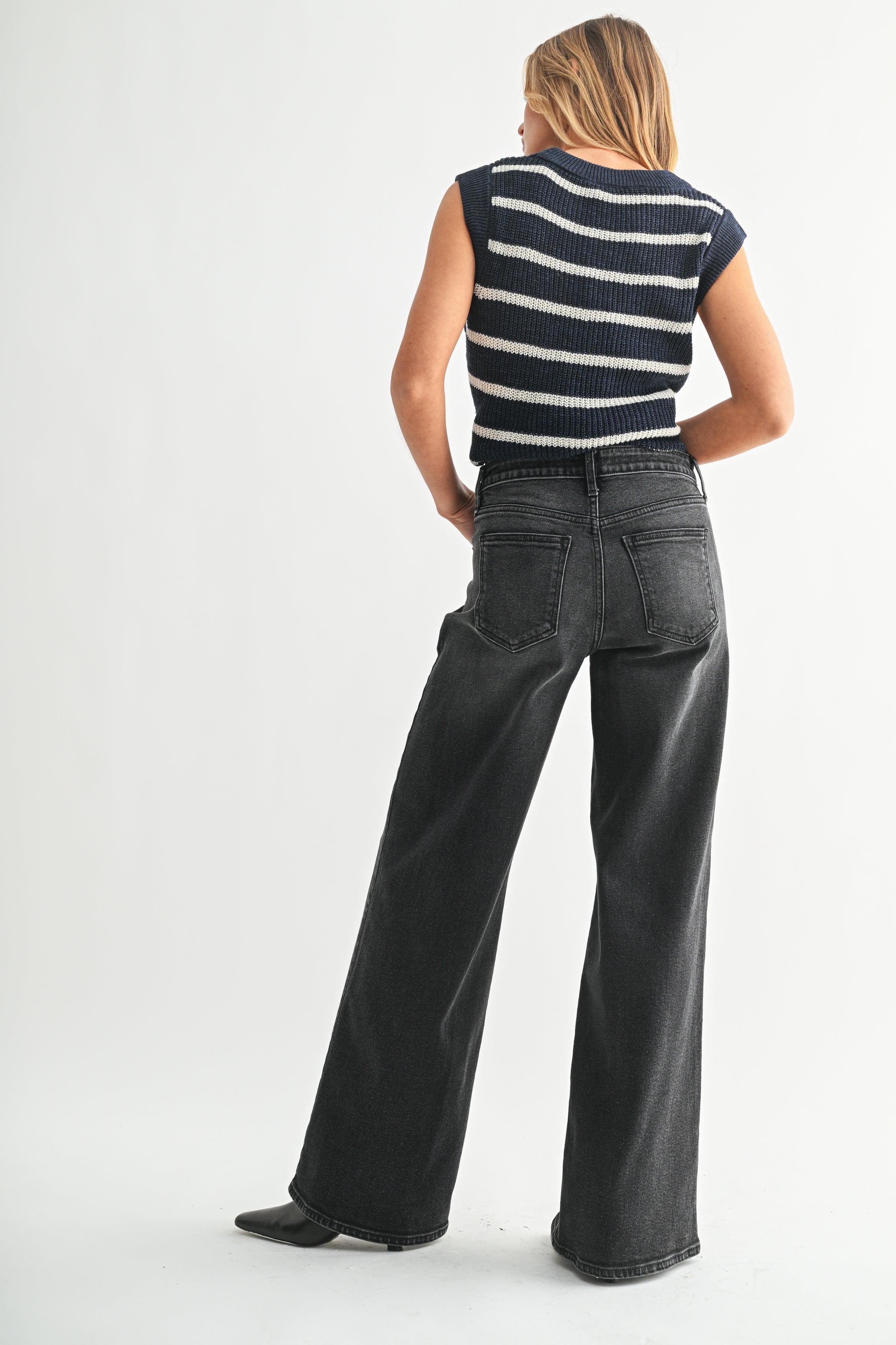 BLACK】Light denim wide pants 【公式通販】