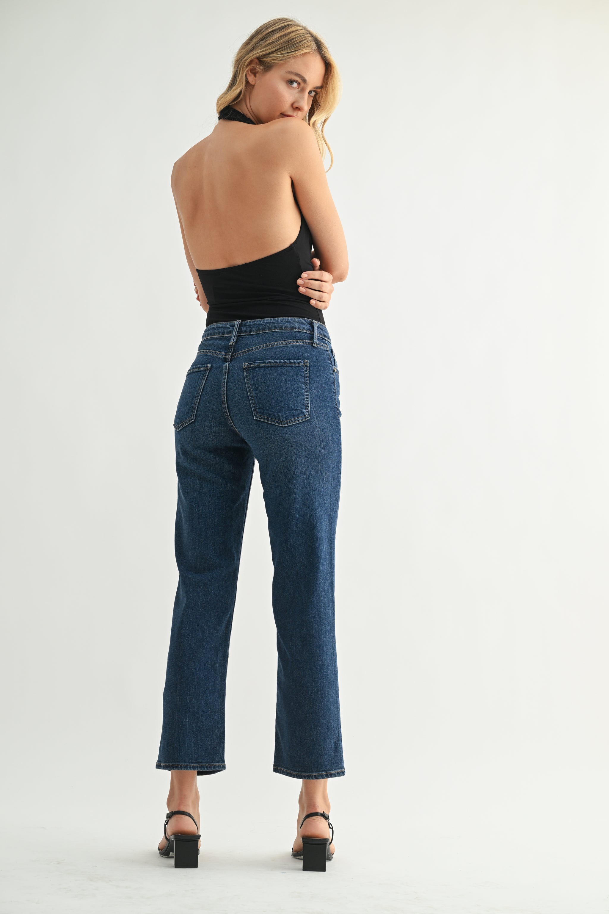 The Soft 90's Straight – Just Black Denim