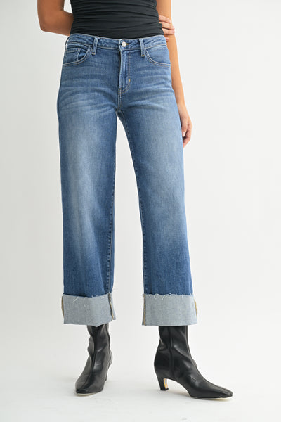 コンダクター　LACEUP distpressed jean SKIRK The Scissor Cuffed Slim Wide Leg – Just Black Denim
