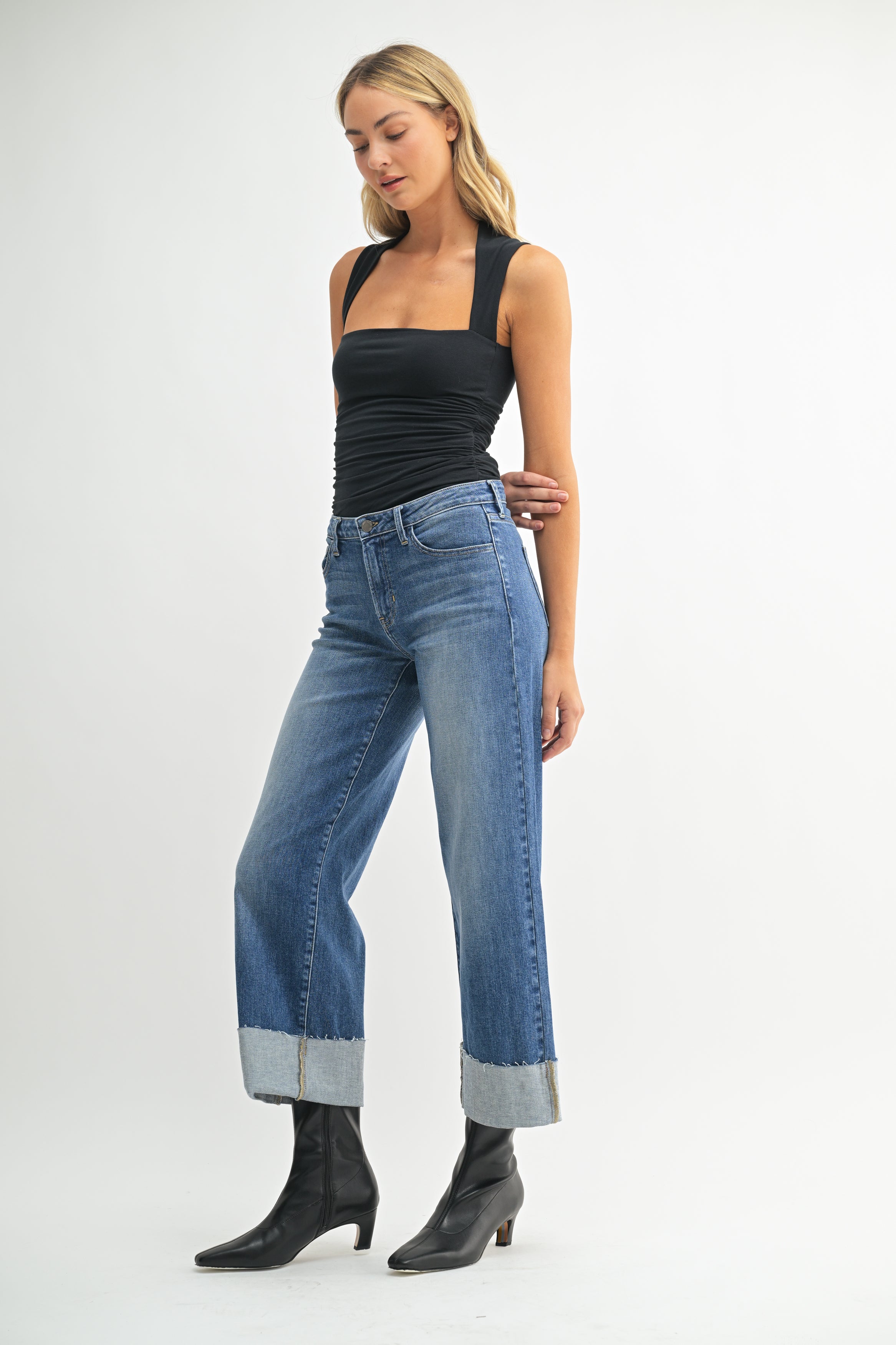 Denim Fusing The Scissor Cuffed Slim Wide Leg – Just Black Denim