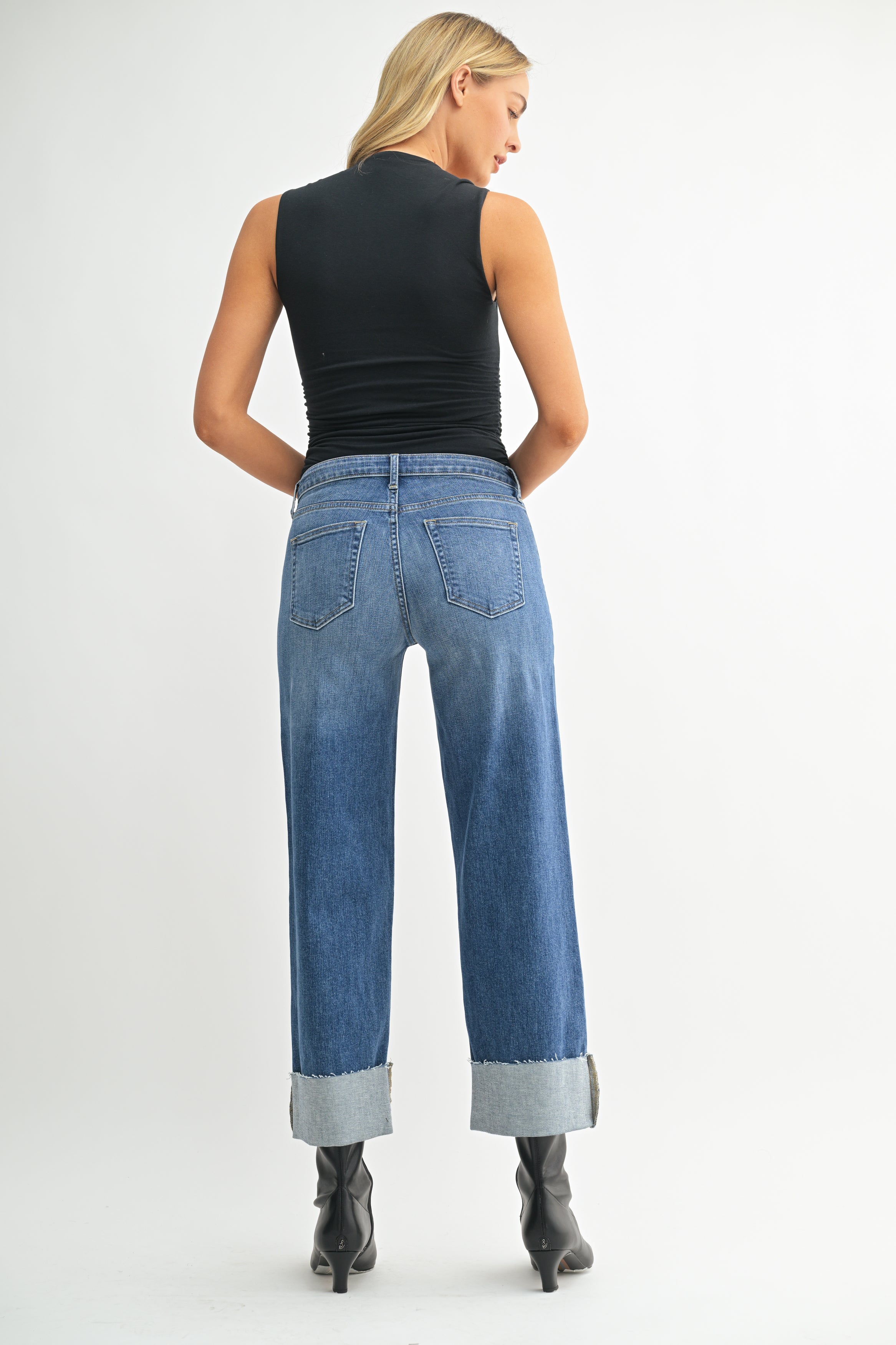 Denim Fusing The Scissor Cuffed Slim Wide Leg – Just Black Denim