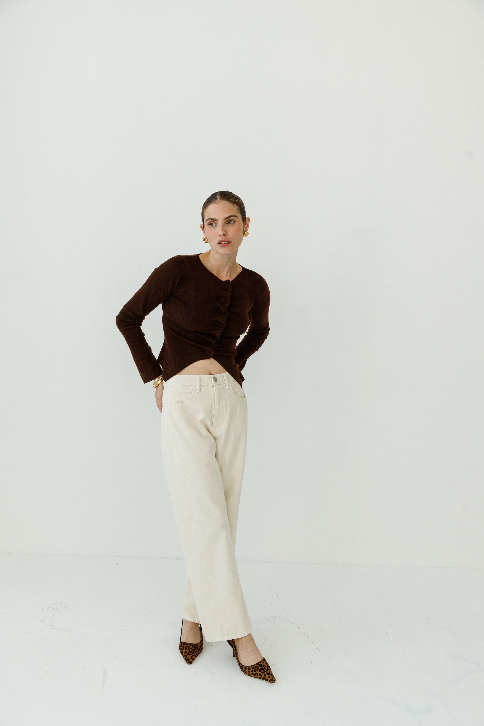 The Barrel Jean Twist – Just Black Denim