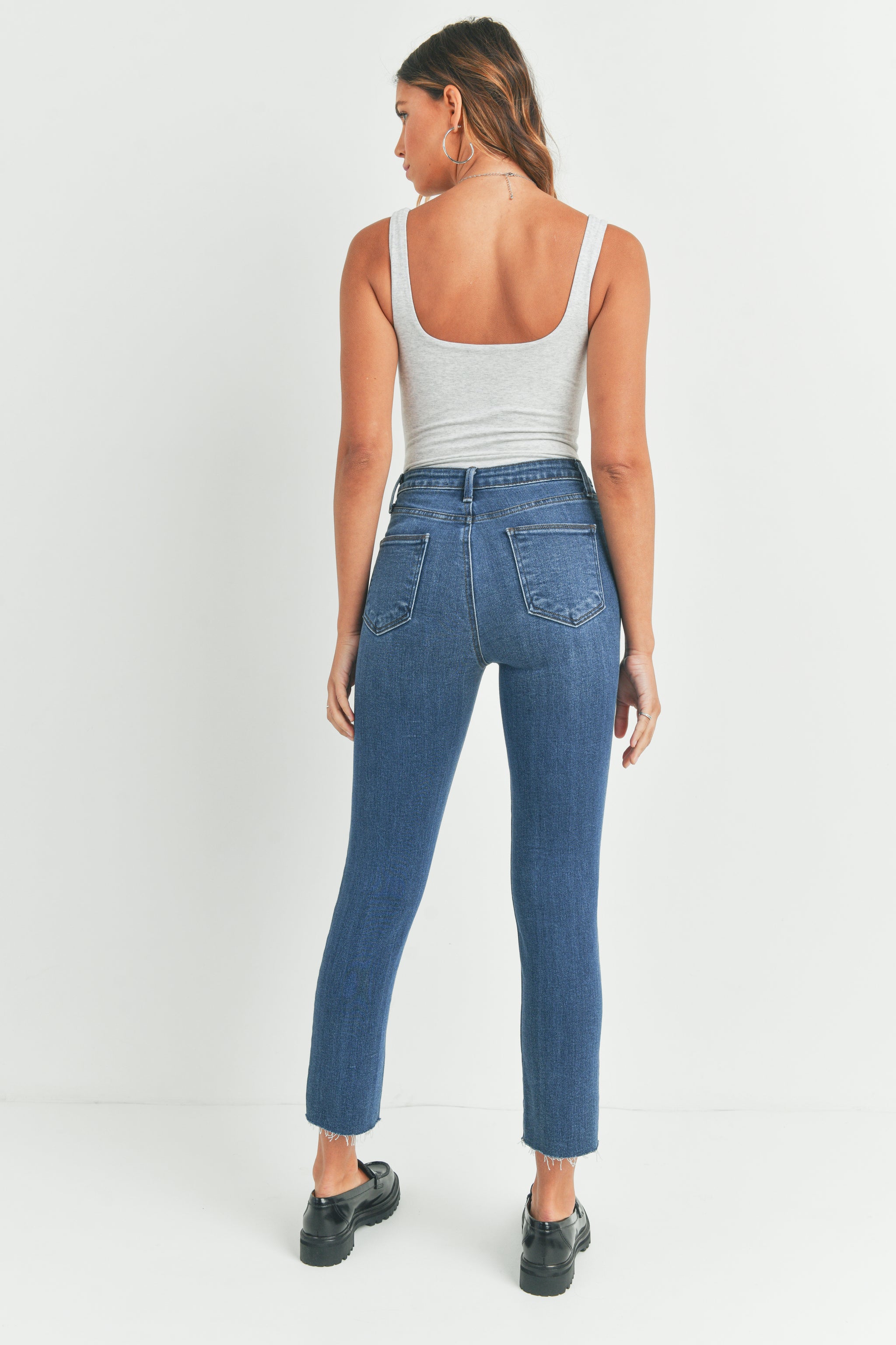 STYLED_BP385J_DARK_C1_2048x.